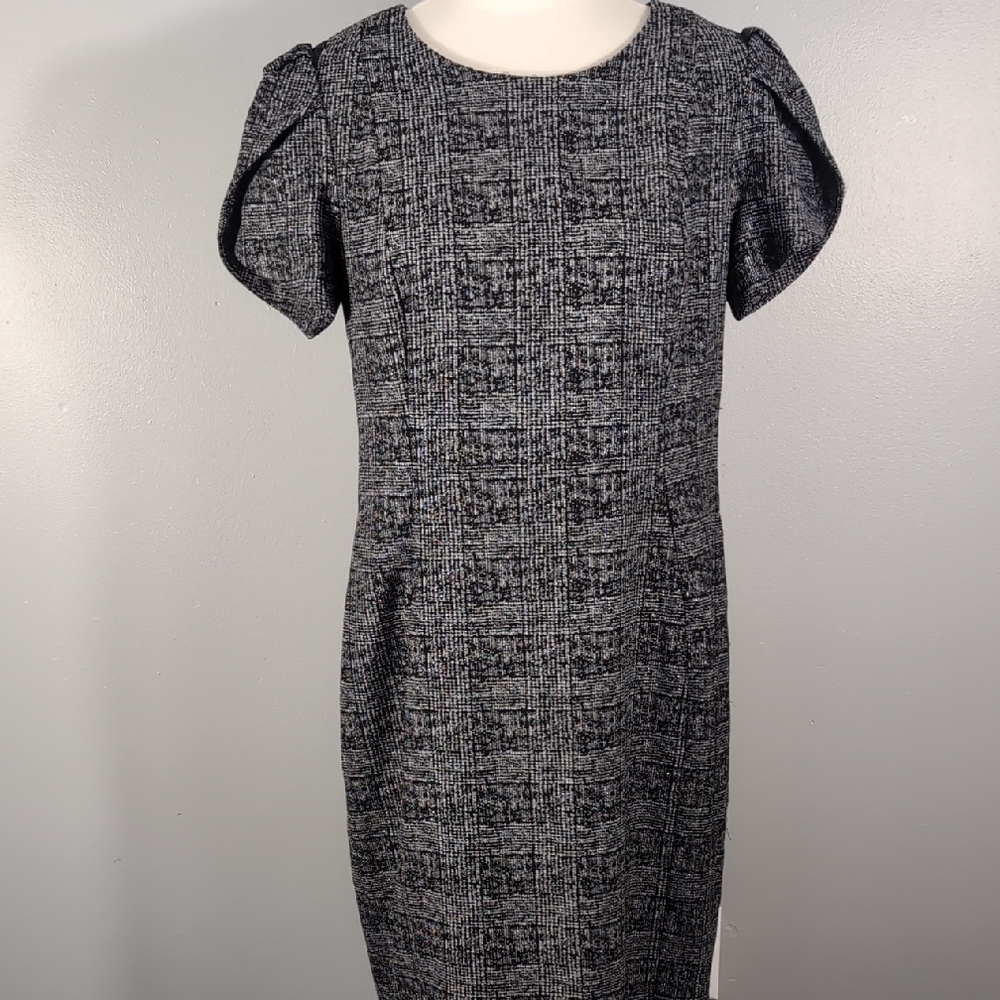 Calvin Klein Gray/Black Dress With Tulip Sleeve Sheath Dress, Sz. 10